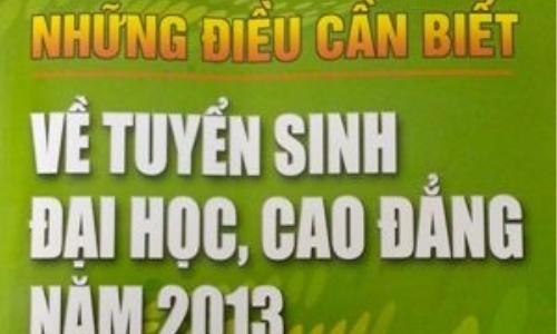 Cẩn thận mua nhầm cẩm nang tuyển sinh ĐH, CĐ